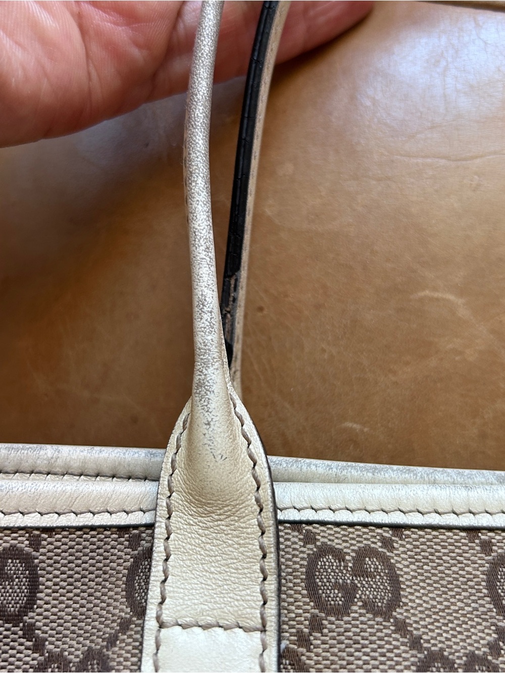 Gucci Bag - Picture 9 of 12